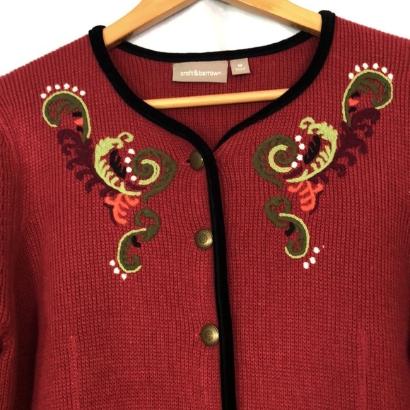 Croft Barrow Sweater Womens Red Woolen Embroidered Button Up Cardigan Size M - Picture 4 of 12